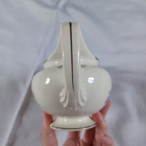 Vintage Homer Laughlin Gravy Boat Eggshell Nautilus O51N5 Floral Needlepoint USA - Picture 4 of 11